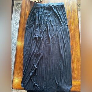 Last chance!!  Elegant Black Maxi Skirt